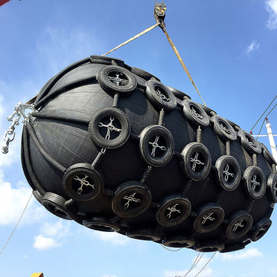 Kualitas ISO 17357 yang sesuai dengan elastisitas tinggi karet alam karet pneumatik untuk penggunaan anti tabrakan di pelabuhan Pabrik