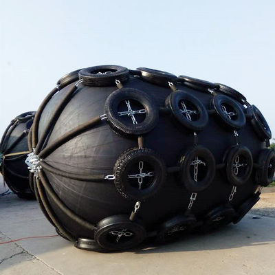 Kualitas 80kPa 4.5 * 9m Floating Port Pneumatic Rubber Fender Kualitas Tinggi pabrik