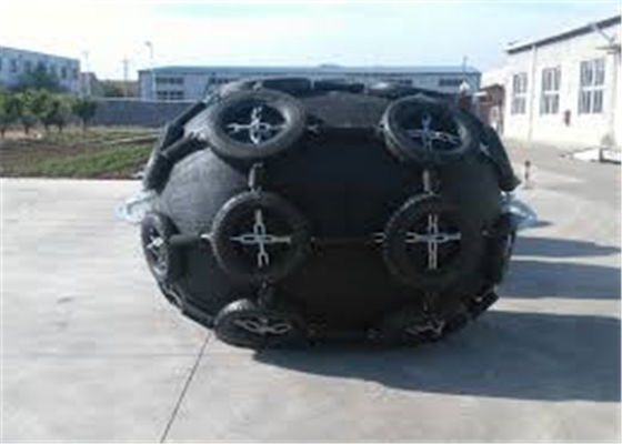 Kualitas 1M - 6.5M Panjang Pneumatic Marine Fender 50Kpa Tekanan Awal Standar ISO17357 pabrik