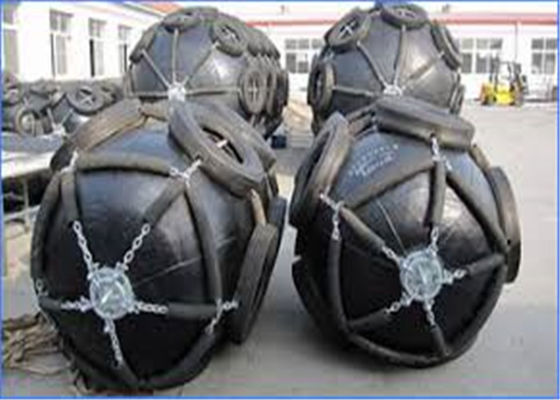 Kualitas 50kpa Pneumatic Boat Mooring Fenders Sertifikasi ISO / BV Keselamatan Tinggi pabrik