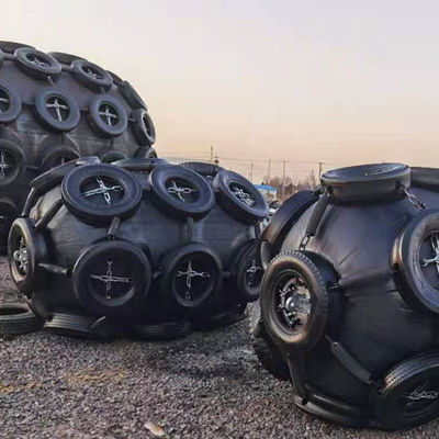 Kualitas Marine Ship Port Pneumatic Rubber Fender Inflatable pabrik