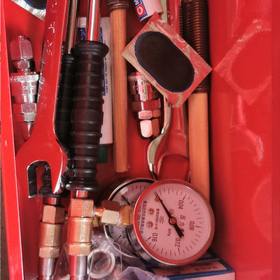 Kualitas Marine Pneumatic Rubber Fender Yokohama Dock Fender Foam Filled BV Certificated pabrik