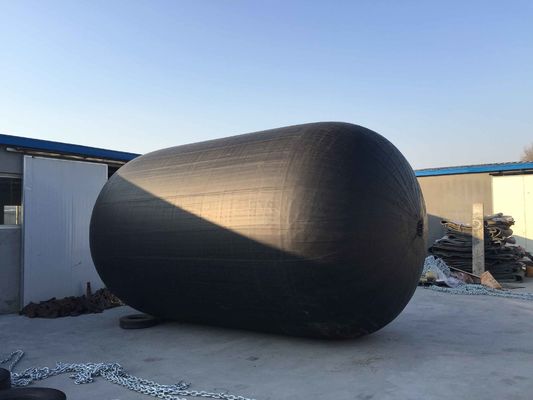 Kualitas Inflatable Marine Boat Yokohama Type Pneumatic Rubber Fender 2.4x4m Ship Berth pabrik