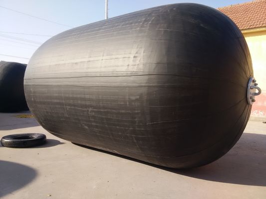 Kualitas 1.5 * 2.5m Pneumatic Rubber Fender Marine Rubber Fender Untuk Perlindungan Dock pabrik