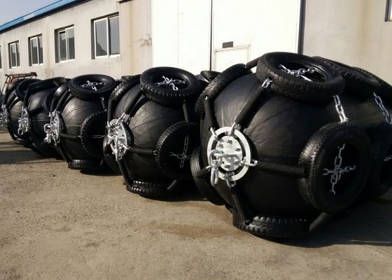 Kualitas Rope Nets Floating Pneumatic Rubber Fenders Pneumatic Marine Fender d Type Fender pabrik