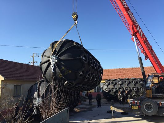 Kualitas Ribbed Yokohama Marine Rubber Fender Marine Dock Corner Bumper pabrik