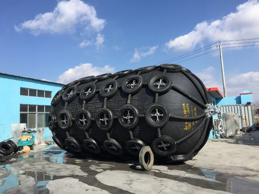 Kualitas ISO 17357 Pneumatic Marine Fender Floating Fender Yokohama pabrik