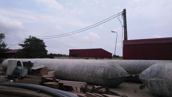 Kualitas 16m Marine Rubber Airbag Boat Lift Marine Salvage Airbag pabrik