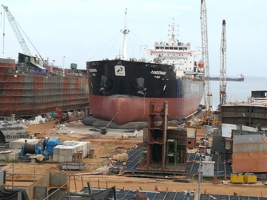 Kualitas Ukuran Disesuaikan 4-14 Lapisan Kapal Peluncuran Airbag Kapal Laut Airbag pabrik