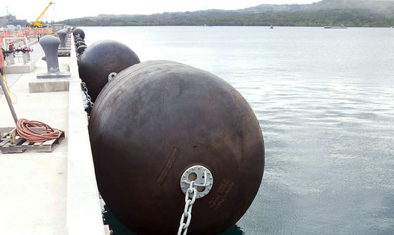 Kualitas D153 Yokohama Rubber Fender Sistem Fender Karet Laut pabrik