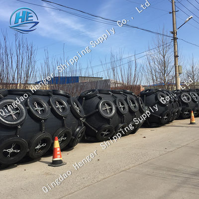 Kualitas 3.3*6.5m Hitam Pneumatic Rubber Fender Karet Alam Fender Yokohama Fender pabrik