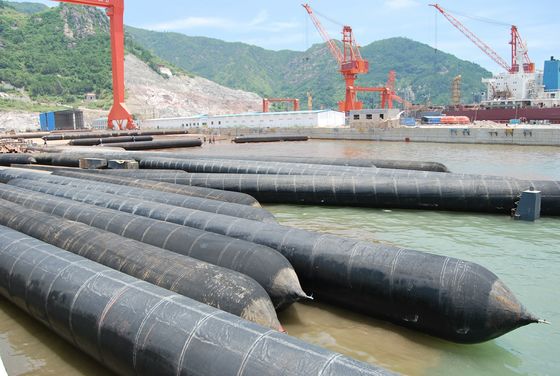 Kualitas Ukuran Disesuaikan 4-14 Lapisan Kapal Peluncuran Airbag Kapal Laut Airbag pabrik