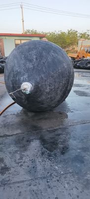 Kualitas Airbag Karet Laut Pengangkatan Berat Tekanan Rendah Bagian Boat Landing Air Bag pabrik