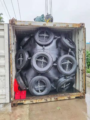 Kualitas Yokohama Type Pneumatic Rubber Fender Boat Marine Rubber Fender pabrik