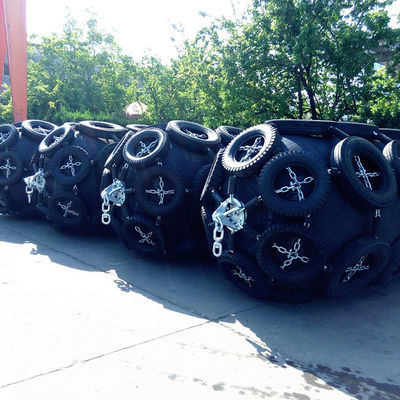 Kualitas Saluran Kapal Ekstrusi Fender Laut Pneumatik Besar Yokohama pabrik