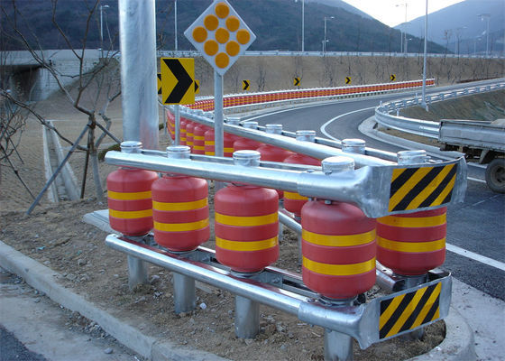 Kualitas Keselamatan Lalu Lintas Jalan Raya EVA Roller Barrier Safety Roller Crash Barrier pabrik