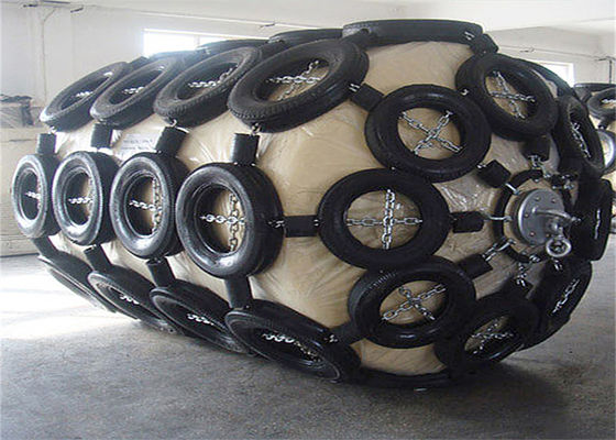 Kualitas High Energy Absorption Foam Filled Fender and EVA Solid Fender for Safe Ship Berthing and Anti Collision Pabrik