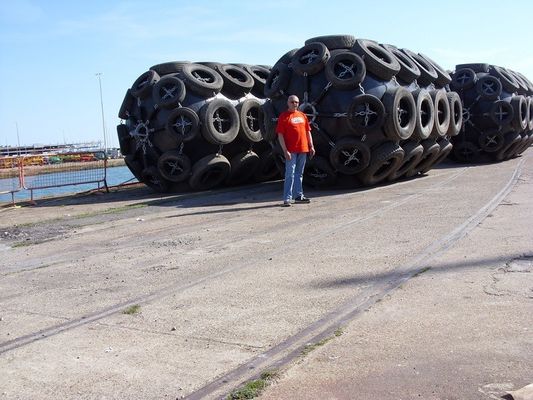 Kualitas ISO 17357 Fender Karet Pneumatik / Fender Karet Yokohama pabrik