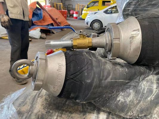 Kualitas Airbag Karet Tiup Laut 1,8 * 12m Untuk Peluncuran Kapal pabrik