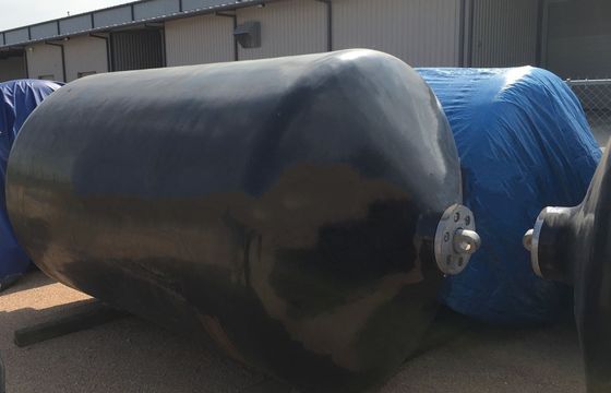 Kualitas Positive Buoyancy Foam Filled Fender with Customized Size and High-Density Foam Core for Marine Dock Protection pabrik