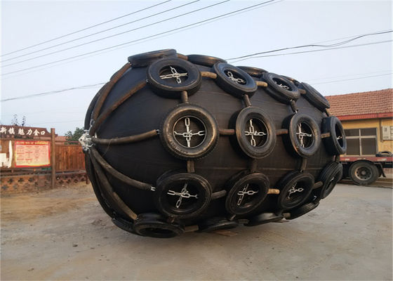 Kualitas ISO17357 Floating Yokohama Fender Untuk Perlindungan Kapal Dock pabrik