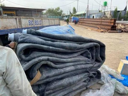 Kualitas Peluncuran Kapal Pengangkat Berat ISO14409 Airbag 7lapisan 1,5 * 15m pabrik