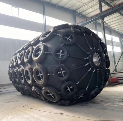 Kualitas STS Pneumatic Yokohama Rubber Fender Dengan Rantai Galvanisasi Panas pabrik