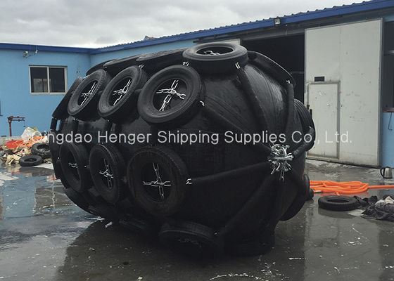 Kualitas Pelindung Fender Pneumatik Apung Tiup Perahu Laut Yokohama pabrik