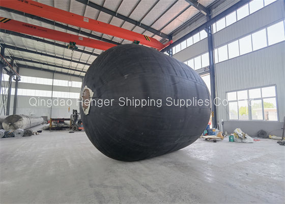 Kualitas ISO 17357 Compliant Natural Rubber Pneumatic Rubber Fender with 50Kpa/80kpa Working Pressure for Marine Protection Pabrik